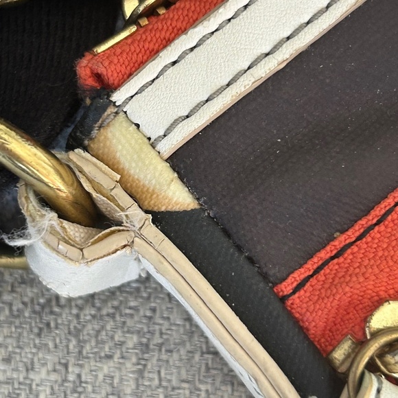 Fossil coated canvas crossbody floral bag - Picture 3 of 10